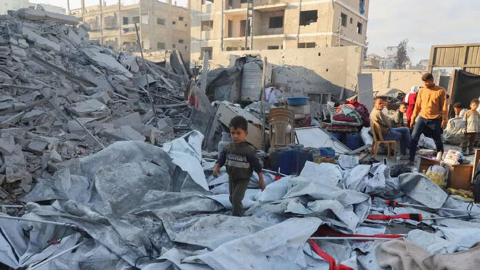 Bombs rain down on Gaza again.. 104 Palestinians killed Bombs rain down on Gaza again.. 104 Palestinians killed