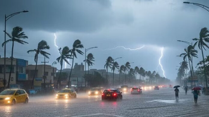 'Montha' turns into a severe cyclone.. Heavy rains in AP 'Montha' turns into a severe cyclone.. Heavy rains in AP