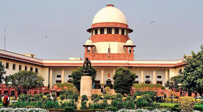 ఎమ్మెల్యేల అనర్హత పిటిషన్లపై విచారణ..స్పీకర్కు సుప్రీంకోర్టు డెడ్లైన్ Hearing on MLAs disqualification petitions..Supreme Court deadline for Speaker