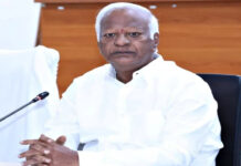 అందుకోసమే కాంగ్రెస్ పార్టీతో కలిసి పనిచేస్తున్నా: కడియం శ్రీహరి Working with Congress party for development of station Ghanpur: Kadiyam Srihari