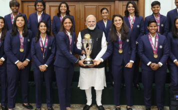 భారత మహిళా జట్టుతో ప్రత్యేక భేటీ..వీడియో షేర్ చేసిన ప్రధాని మోదీ World Cup: PM Modi holds special meeting with Indian women's team