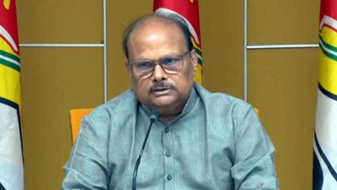 Yanamala praises students' mock assembly.. Suggestions to Jagan