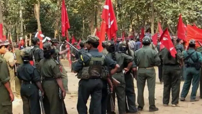 Huge shock for Maoists in Telangana.. 40 surrender before DGP