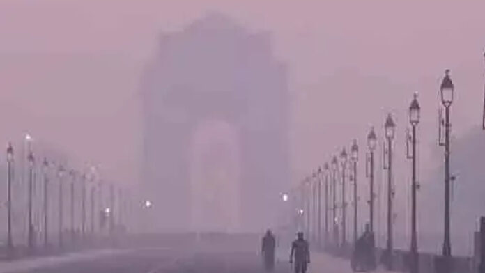 Severe air pollution in Delhi.. Long-term solutions are needed: Justice Suryakant