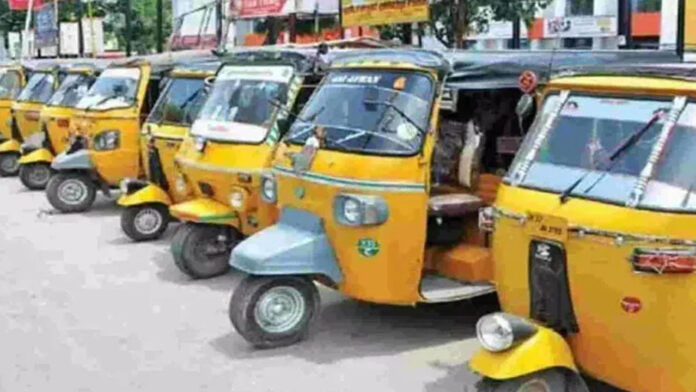 Auto drivers angry over Congress promises..call for assembly siege, heavy police deployment