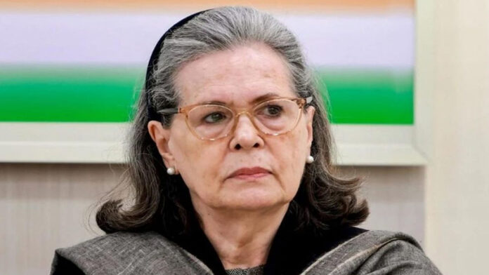 Sonia Gandhi admitted to hospital