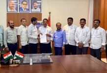 ఎక్సైజ్ కమిషనర్పై చర్యలు తీసుకోండి
