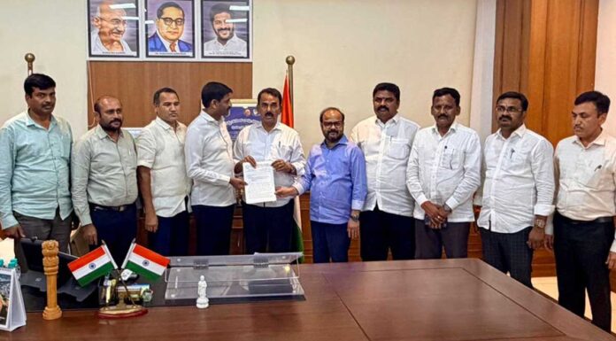 ఎక్సైజ్ కమిషనర్పై చర్యలు తీసుకోండి